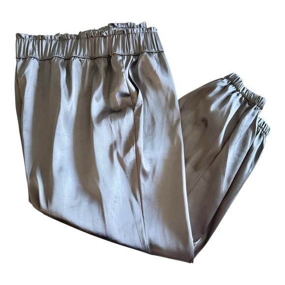 Lane Bryant Black Satin Jogger Pants Pull On Elastic Women’s Size 16 Classic - Picture 4 of 12